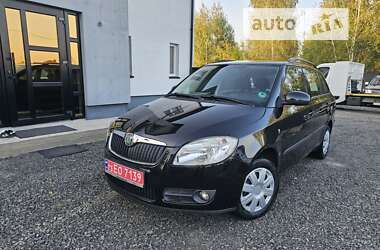 Универсал Skoda Fabia 2009 в Маневичах