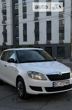 Хетчбек Skoda Fabia 2014 в Запоріжжі