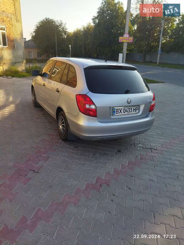 Универсал Skoda Fabia 2009 в Каменец-Подольском фото 2 Универсал Skoda Fabia 2009 в Каменец-Подольском