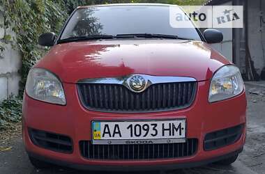 Хетчбек Skoda Fabia 2008 в Києві