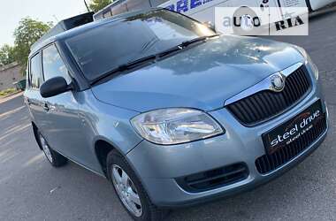 Хетчбек Skoda Fabia 2009 в Миколаєві