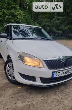 Хэтчбек Skoda Fabia 2010 в Львове