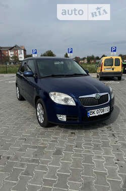 Хэтчбек Skoda Fabia 2007 в Стрые