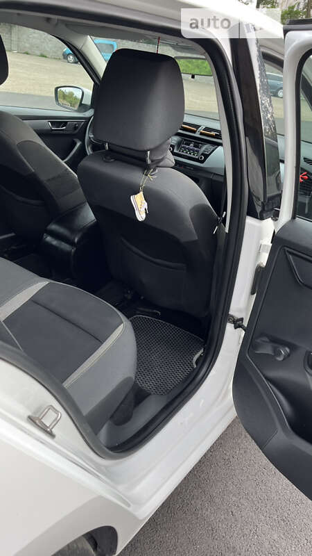 Универсал Skoda Fabia 2016 в Житомире