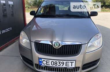 Универсал Skoda Fabia 2009 в Черновцах