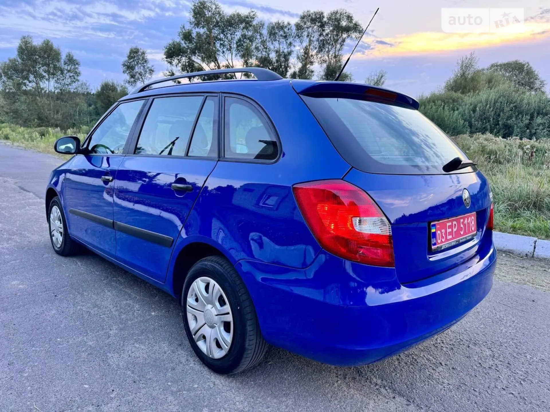 2010 Skoda Fabia - мініатюра 3