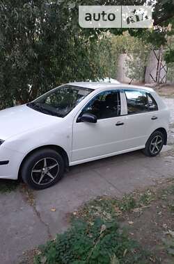 Хэтчбек Skoda Fabia 2006 в Запорожье