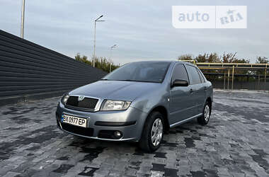 Седан Skoda Fabia 2004 в Кам'янець-Подільському