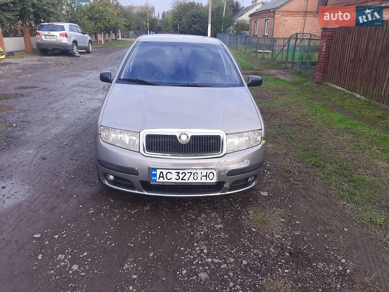 Седан Skoda Fabia 2007 в Луцке