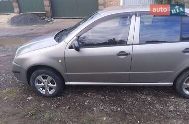 Седан Skoda Fabia 2007 в Луцке
