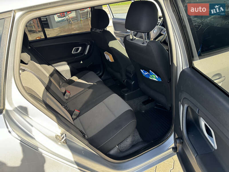 Універсал Skoda Fabia 2008 в Луцьку