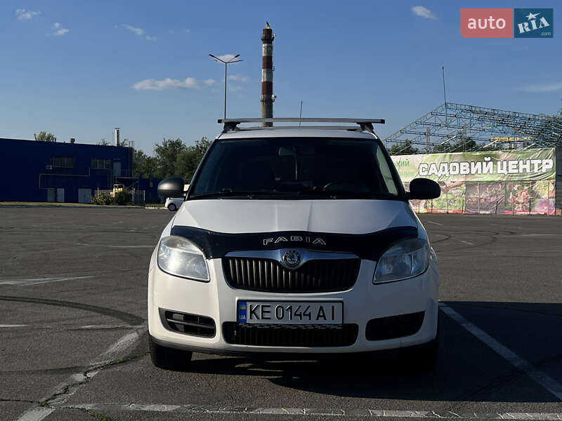 Універсал Skoda Fabia 2008 в Дніпрі