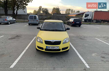 Хэтчбек Skoda Fabia 2008 в Киеве