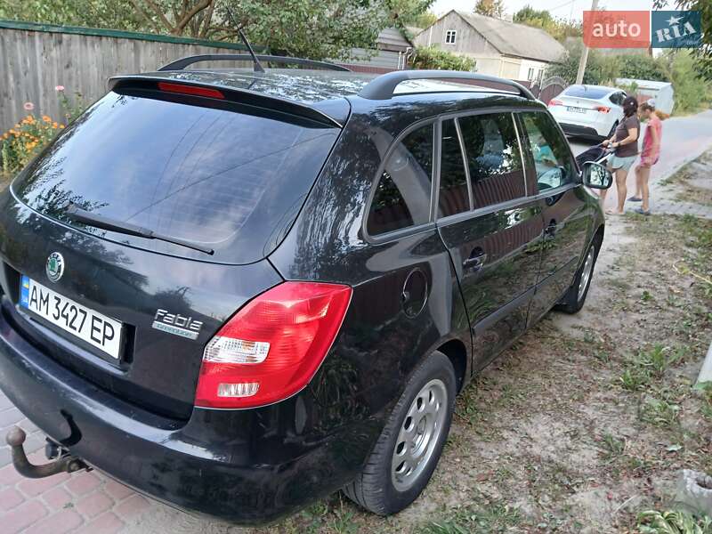 Універсал Skoda Fabia 2010 в Олевську фото 6 Універсал Skoda Fabia 2010 в Олевську