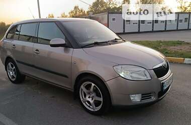 Універсал Skoda Fabia 2008 в Бучі