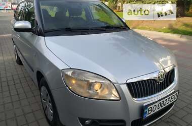 Універсал Skoda Fabia 2008 в Тернополі