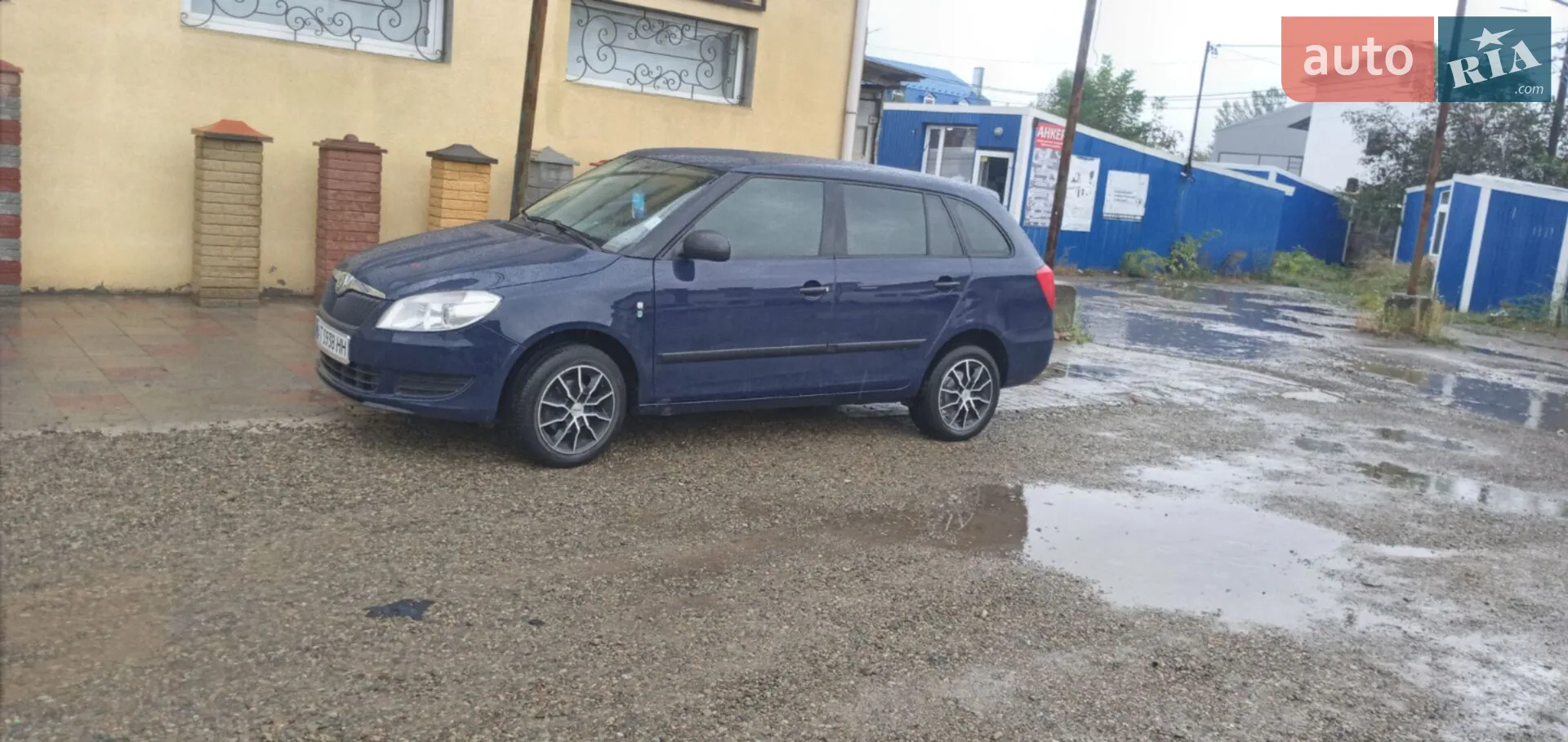 2010 Skoda Fabia - мініатюра 3