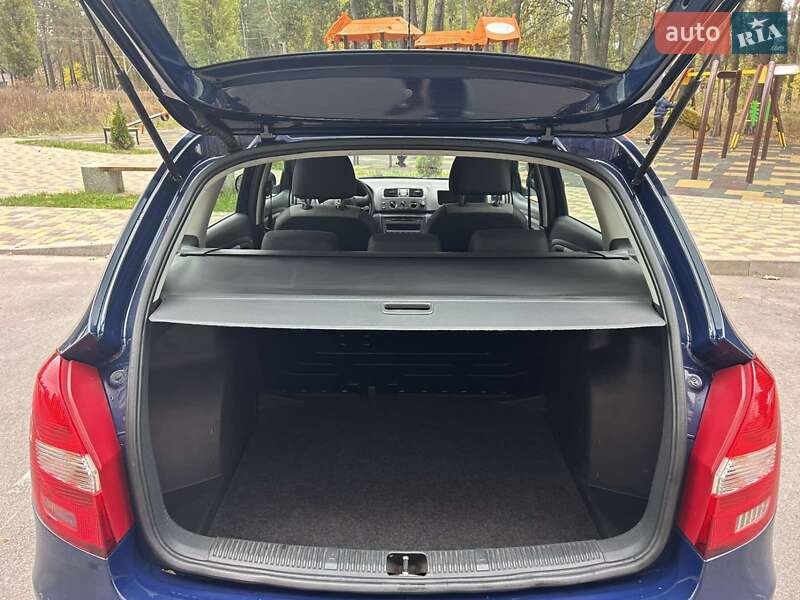 Універсал Skoda Fabia 2011 в Чернігові