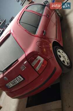 Хэтчбек Skoda Fabia 2006 в Черновцах