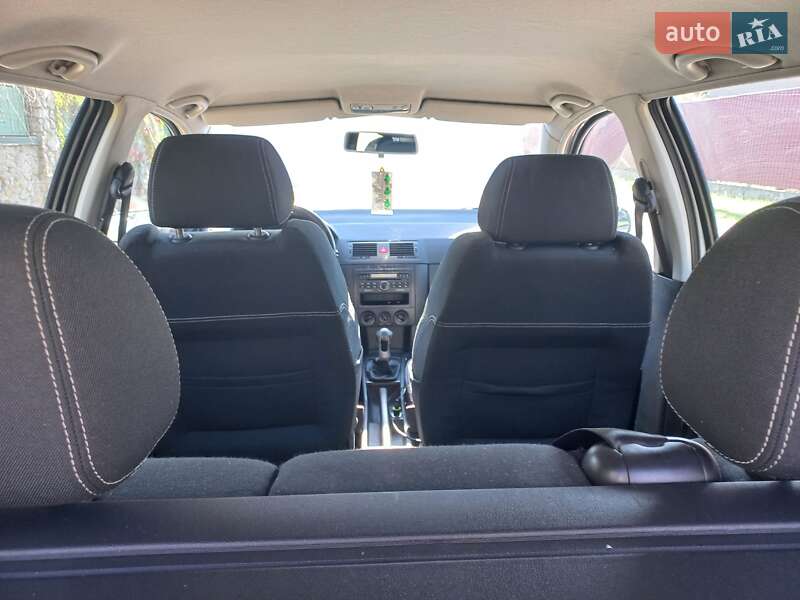 Универсал Skoda Fabia 2006 в Киеве