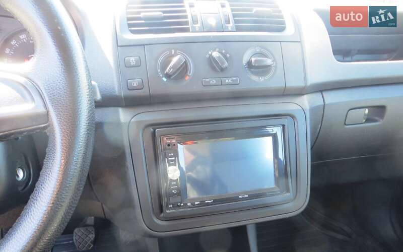 Хетчбек Skoda Fabia 2014 в Вінниці