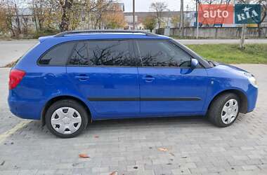 Универсал Skoda Fabia 2009 в Ужгороде