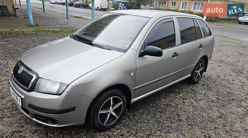 Универсал Skoda Fabia 2007 в Деражне