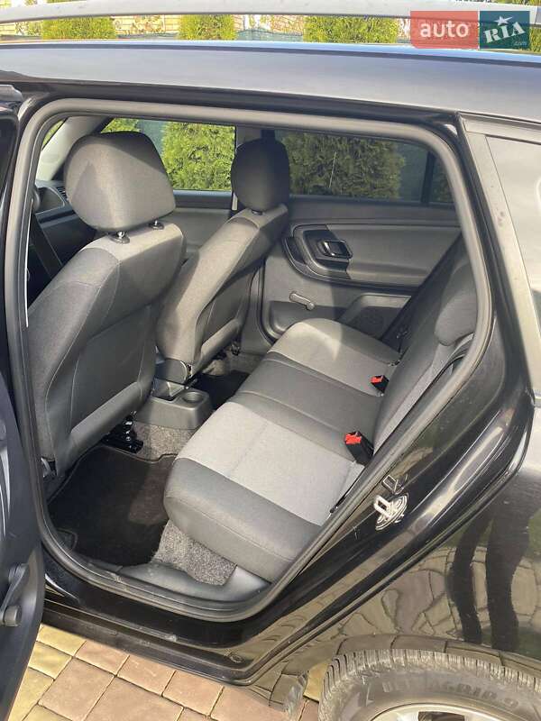 Універсал Skoda Fabia 2011 в Луцьку