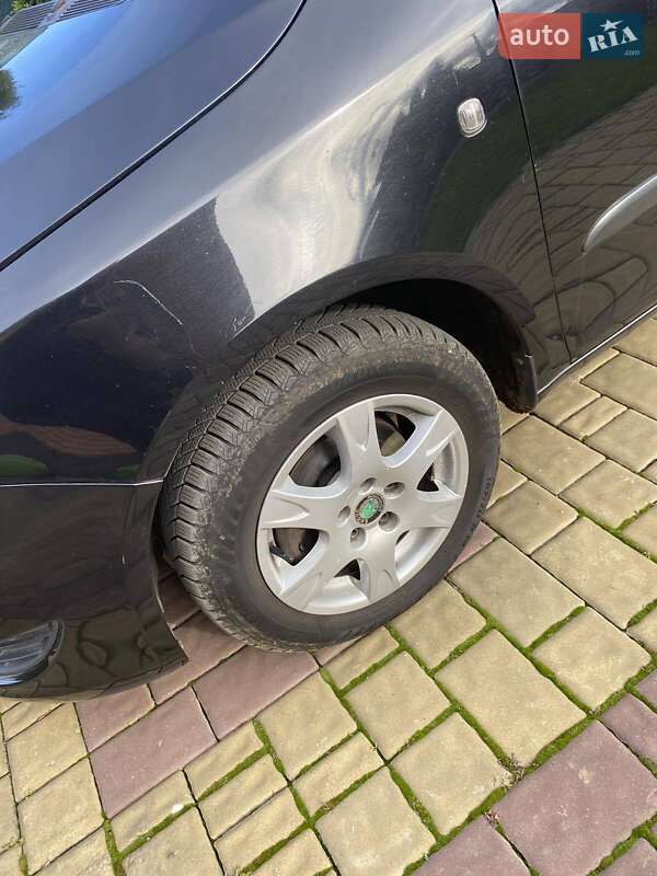 Універсал Skoda Fabia 2011 в Луцьку