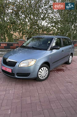 Універсал Skoda Fabia 2009 в Рівному