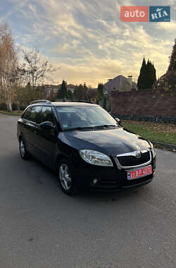 Универсал Skoda Fabia 2009 в Ровно