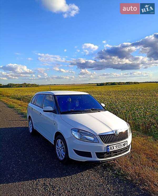 Універсал Skoda Fabia 2012 в Краснограді