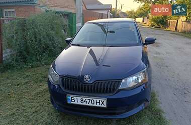 Хэтчбек Skoda Fabia 2015 в Лубнах