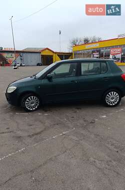 Хэтчбек Skoda Fabia 2007 в 