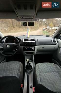 Хэтчбек Skoda Fabia 2007 в 