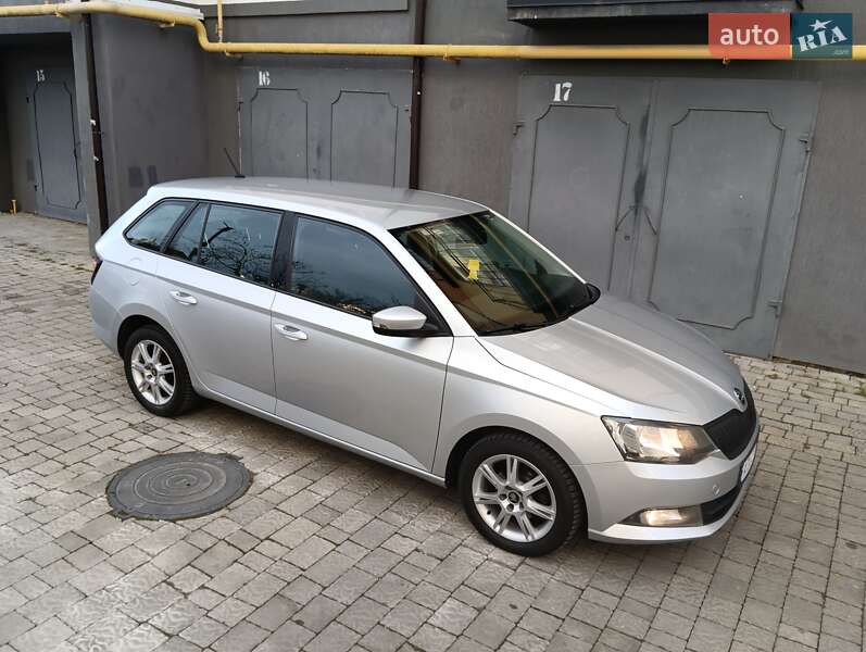 Универсал Skoda Fabia 2015 в Ивано-Франковске