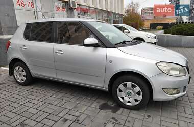 Хетчбек Skoda Fabia 2011 в Чернігові