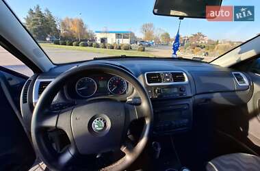 Хэтчбек Skoda Fabia 2009 в 