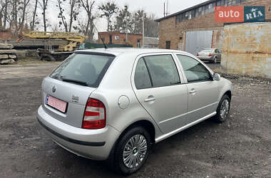 Хетчбек Skoda Fabia 2006 в Охтирці