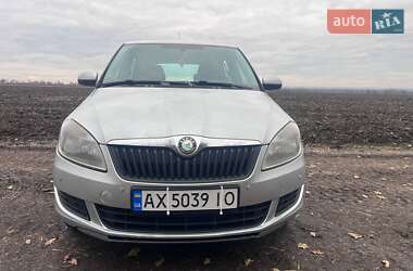 Універсал Skoda Fabia 2010 в Дніпрі