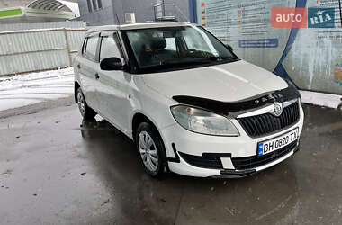 Хэтчбек Skoda Fabia 2012 в Чернигове