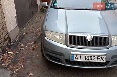 Хэтчбек Skoda Fabia 2006 в Киеве