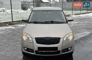 Хэтчбек Skoda Fabia 2008 в Ужгороде