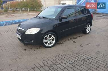 Хэтчбек Skoda Fabia 2007 в Ахтырке