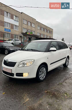 Універсал Skoda Fabia 2009 в Сумах