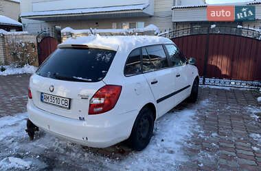 Универсал Skoda Fabia 2010 в Житомире