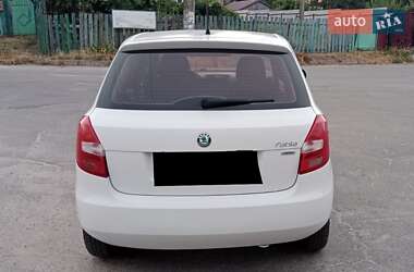 Хэтчбек Skoda Fabia 2012 в Луцке