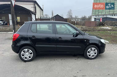 Хэтчбек Skoda Fabia 2011 в Ахтырке