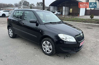 Хэтчбек Skoda Fabia 2011 в Ахтырке