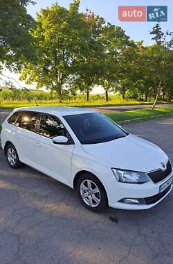 Універсал Skoda Fabia 2016 в Володимирі